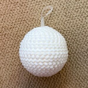 woven white holiday ornament!